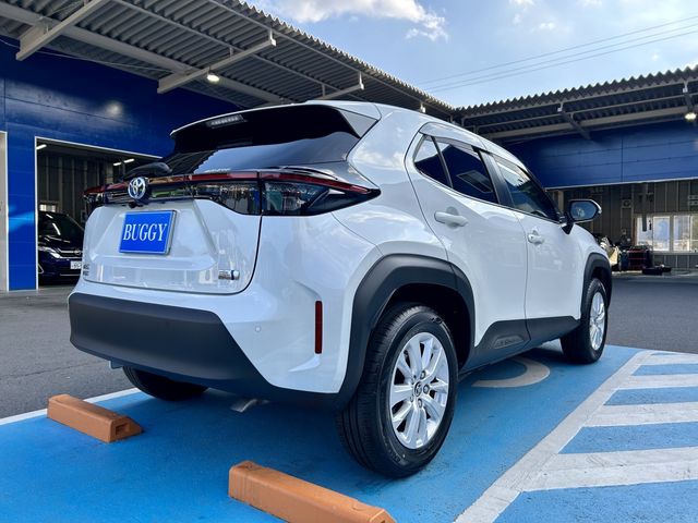 Toyota YARIS CROSS 2021-11 182731-4