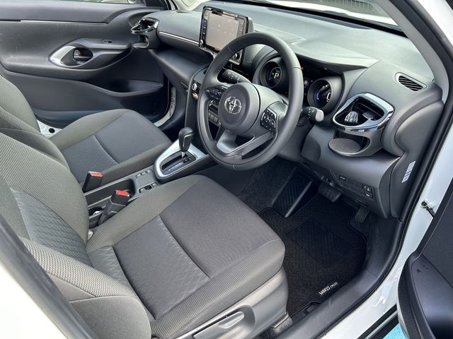 Toyota YARIS CROSS 2021-11 182731-6