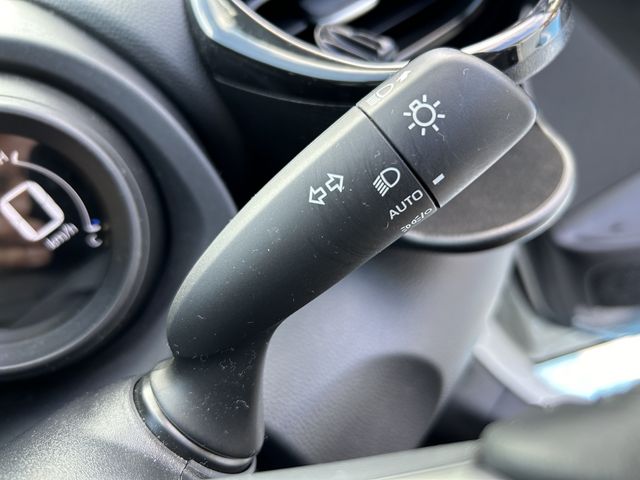 Toyota YARIS CROSS 2021-11 182731-8