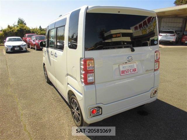 Daihatsu WAKE 2018-06 204950-4