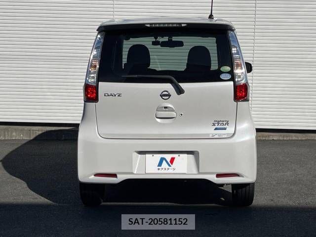 Nissan DAYZ 2013-07 255169-14