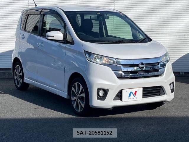 Nissan DAYZ 2013-07 255169-15