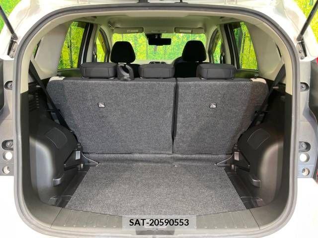 Nissan NOTE 2018-05 338555-10