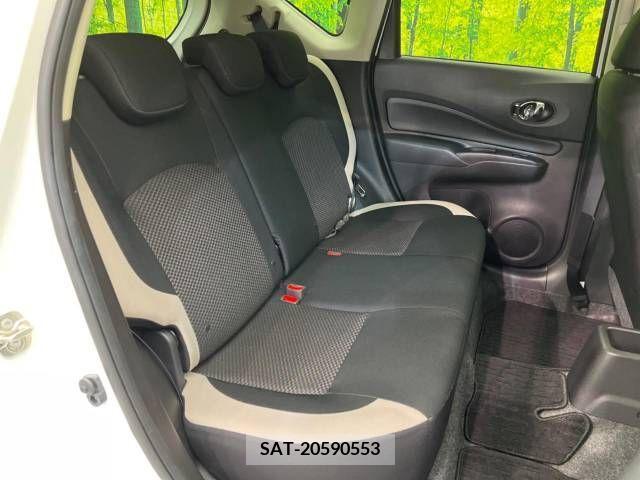 Nissan NOTE 2018-05 338555-9