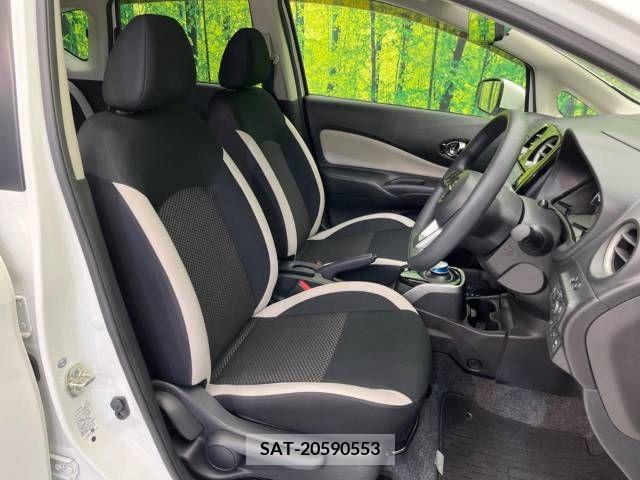 Nissan NOTE 2018-05 338555-8