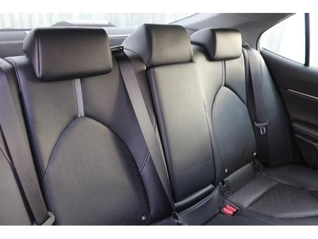 Toyota CAMRY HYBRID 2019-10 183870-11