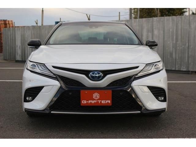 Toyota CAMRY HYBRID 2019-10 183870-1