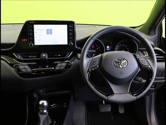 Toyota C-HR 2021-10 3200-20