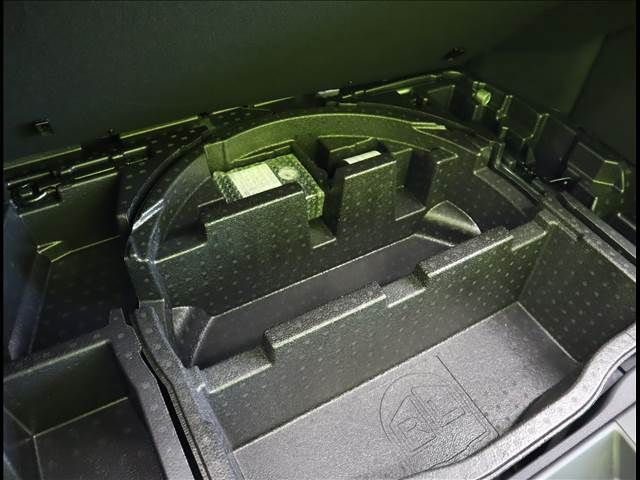 Toyota C-HR 2021-10 3200-27