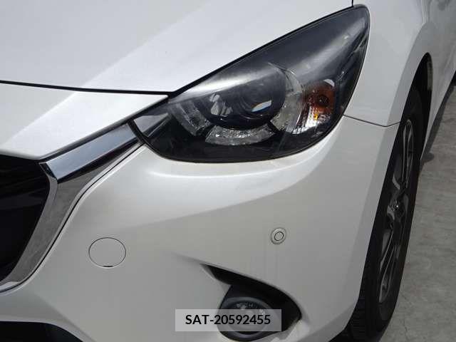 Mazda DEMIO 2016-04 267598-3