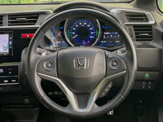 Honda FIT HYBRID 2016-06 194895-11