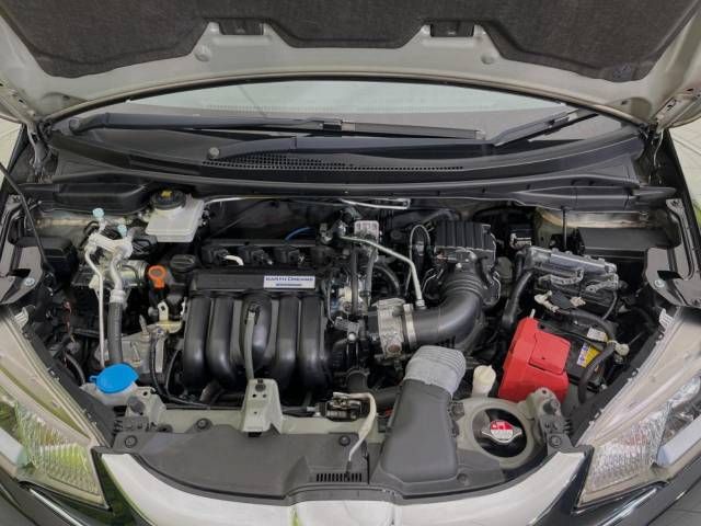 Honda FIT HYBRID 2016-06 194895-18