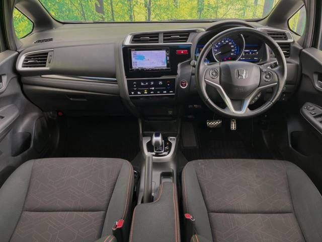 Honda FIT HYBRID 2016-06 194895-1