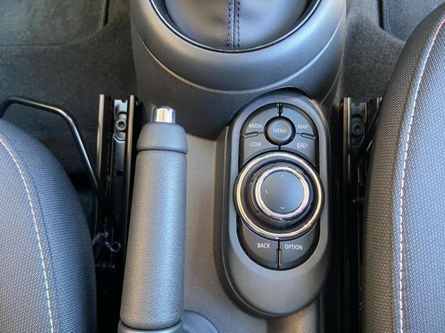 Bmw MINI 2022-06 15324-16