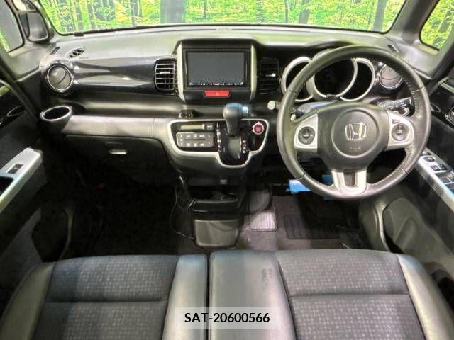 Honda N BOX CUSTOM 2015-02 329219-1