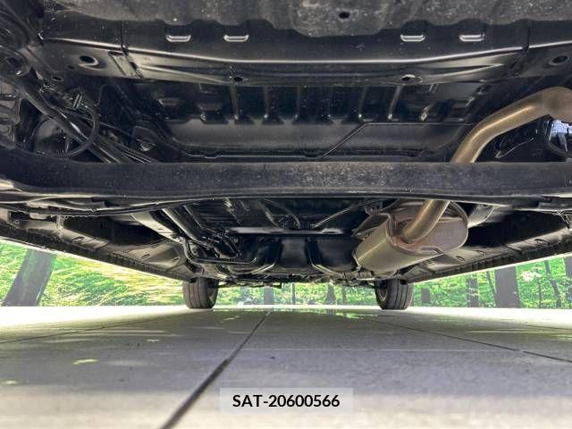 Honda N BOX CUSTOM 2015-02 329219-19