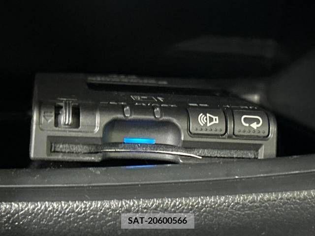 Honda N BOX CUSTOM 2015-02 329219-6