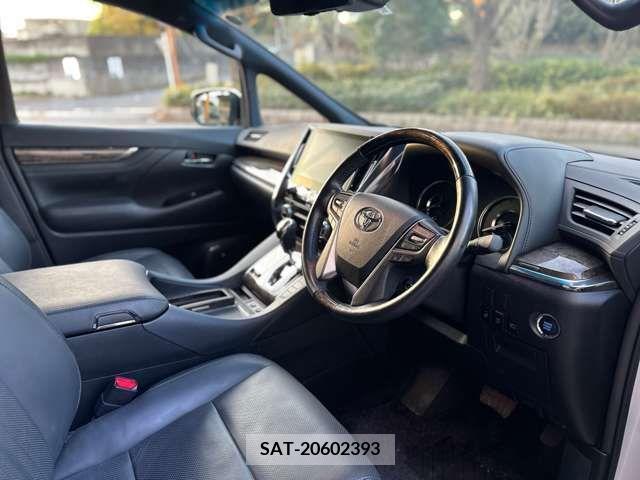 Toyota ALPHARD 2020-09 206767-7