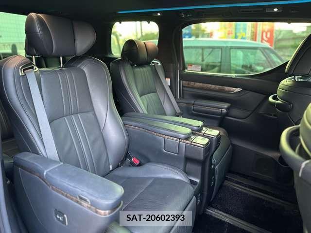 Toyota ALPHARD 2020-09 206767-5