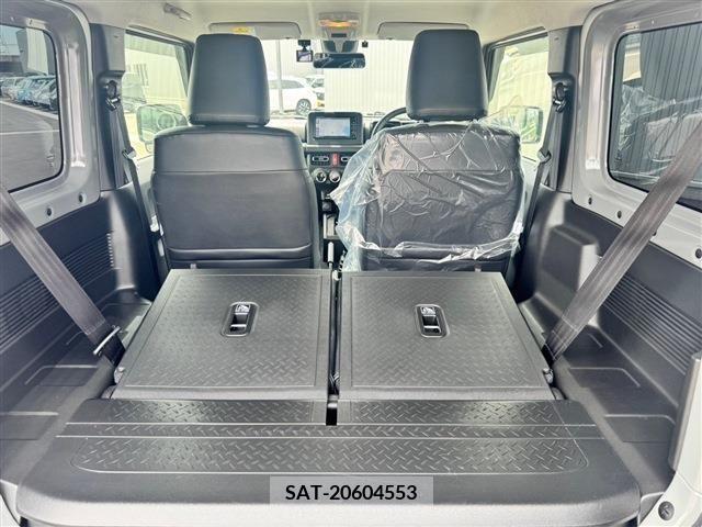 Suzuki JIMNY 2023-07 306279-13