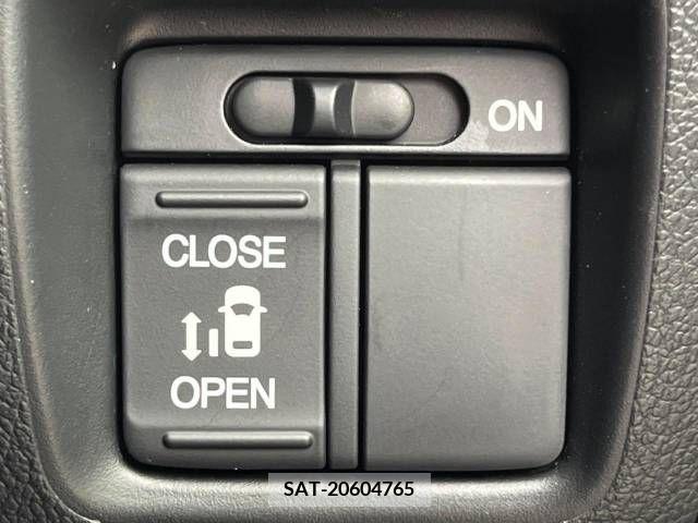 Honda N BOX 2017-03 306696-4