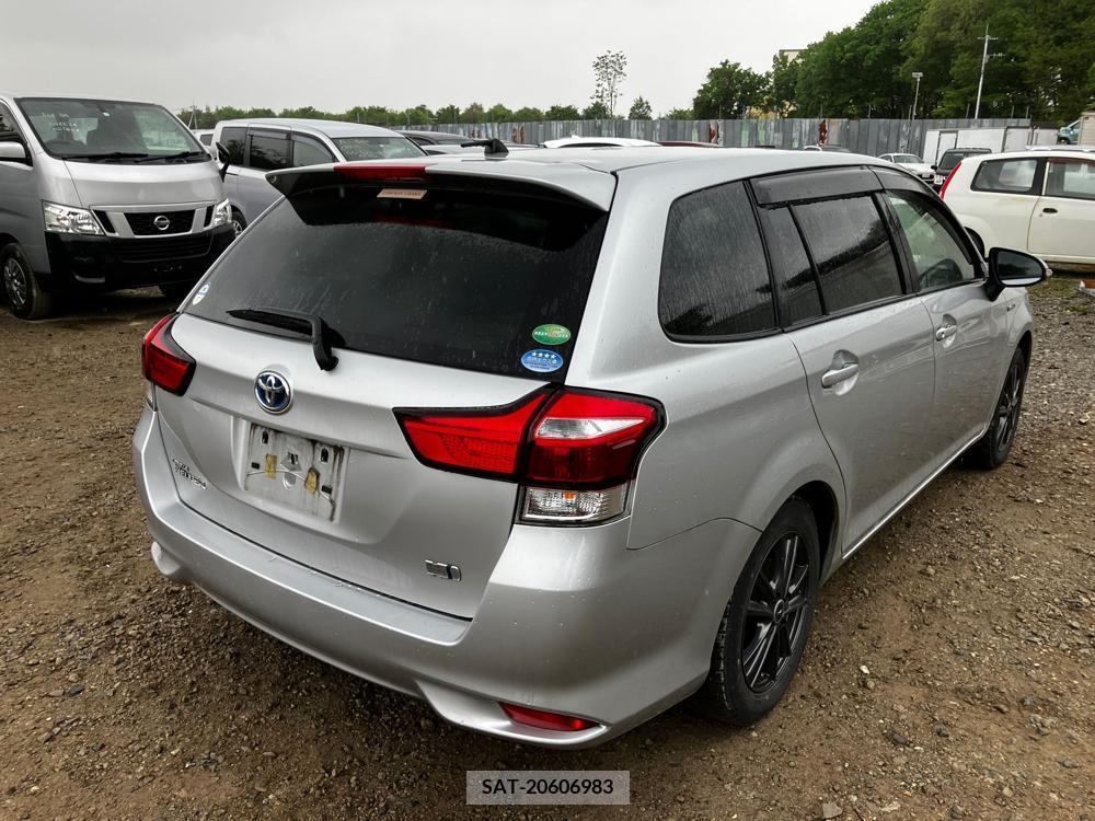 Toyota COROLLA FIELDER 2017-04 297685-4