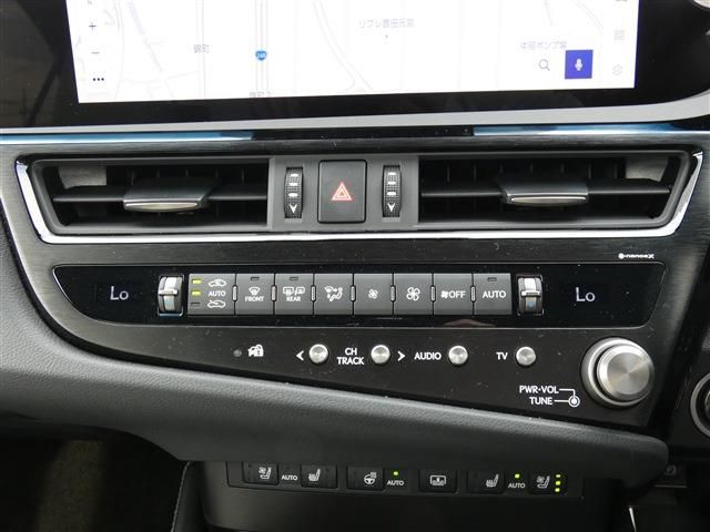 Lexus ES 2023-02 7492-13
