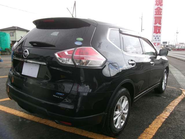 Nissan X-TRAIL 2014-04 423-4