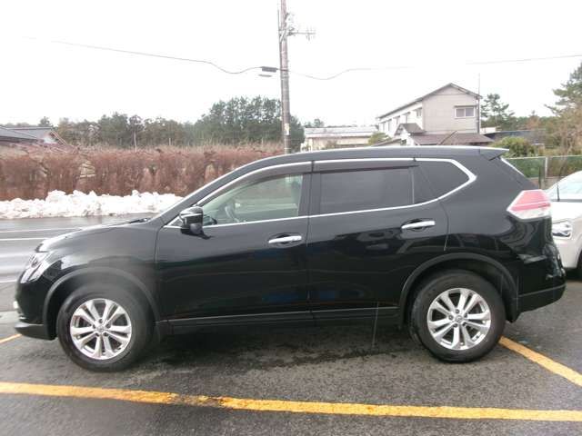 Nissan X-TRAIL 2014-04 423-7