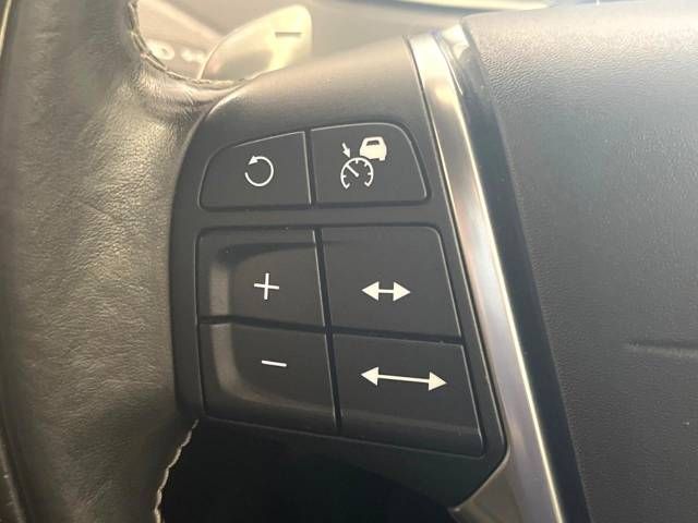Volvo V40 2014-11 190100-8