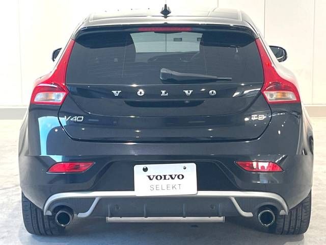 Volvo V40 2014-11 190100-17
