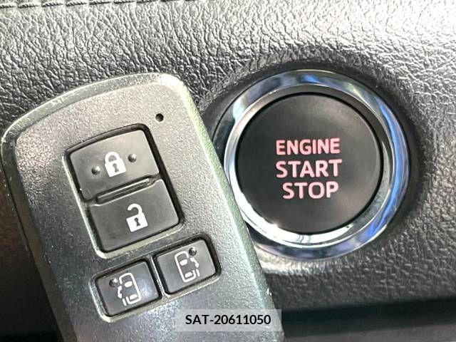 Toyota SIENTA 2016-10 212875-7