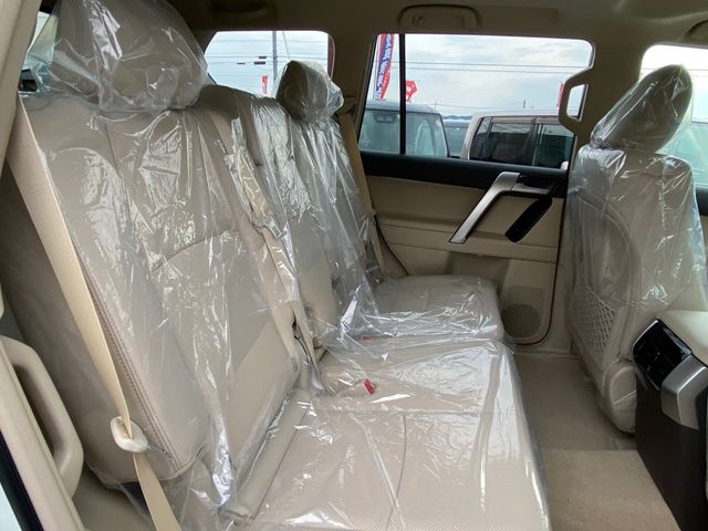 Toyota PRADO 2023-05 2697-24