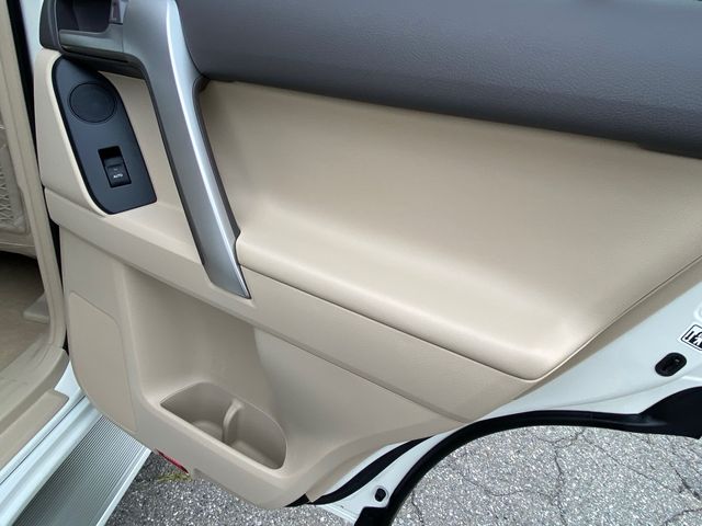 Toyota PRADO 2023-05 2697-23