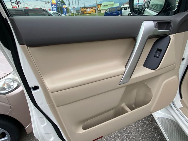 Toyota PRADO 2023-05 2697-19