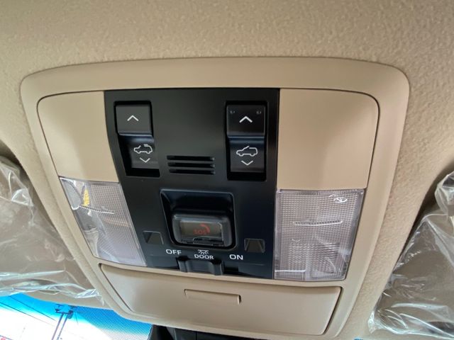 Toyota PRADO 2023-05 2697-18