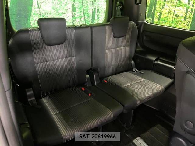 Toyota VOXY 2019-03 321627-10