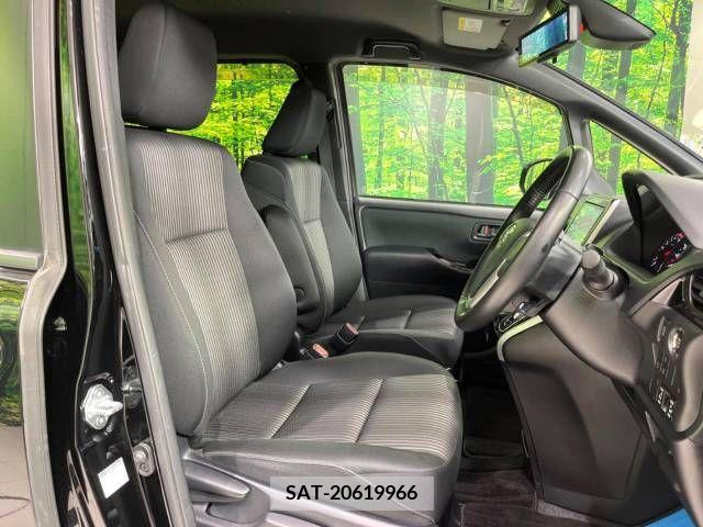 Toyota VOXY 2019-03 321627-8