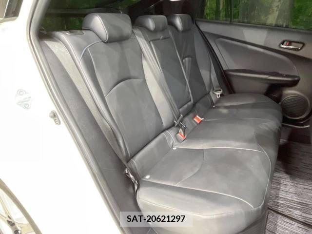 Toyota PRIUS 2018-07 348675-9