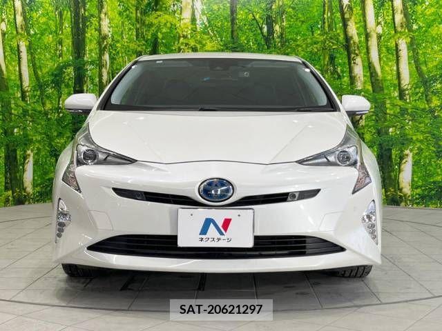 Toyota PRIUS 2018-07 348675-14