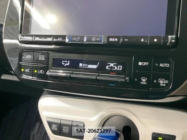 Toyota PRIUS 2018-07 348675-6