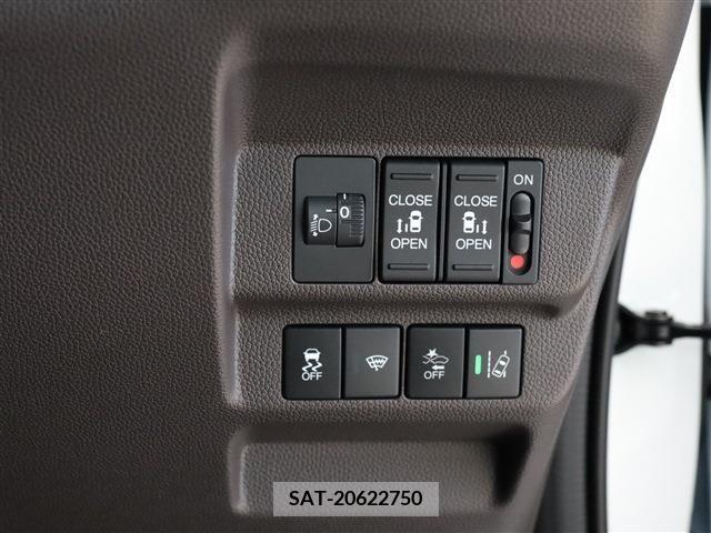 Honda FREED 2023-10 205189-8