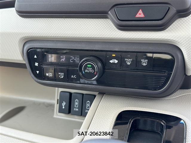 Honda N BOX 2017-10 307153-6