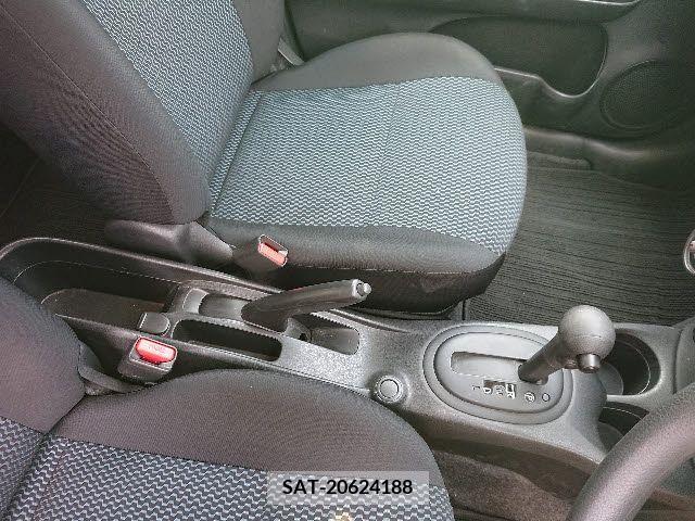 Nissan NOTE 2015-09 302376-9