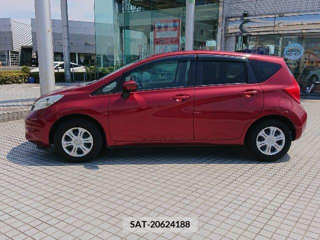 Nissan NOTE 2015-09 302376-15