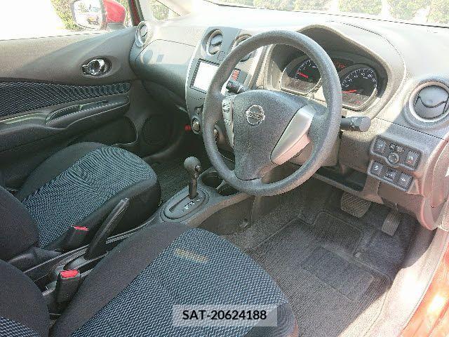 Nissan NOTE 2015-09 302376-1