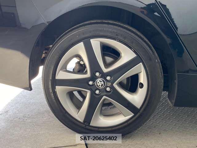 Toyota PRIUS 2020-03 225228-17