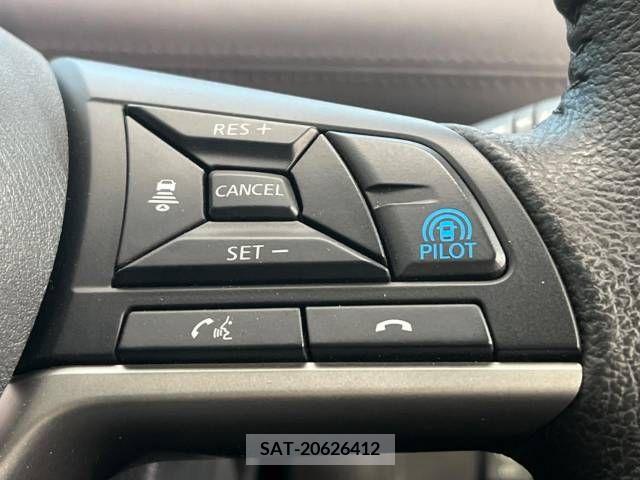 Nissan SERENA 2020-10 379144-5