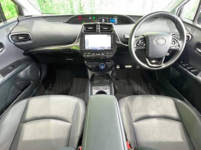 Toyota PRIUS 2020-08 185375-1