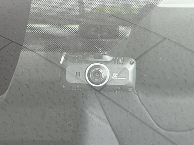 Toyota PRIUS 2020-08 185375-8